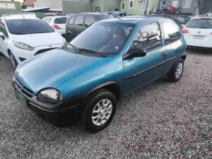 Chevrolet Corsa Azul 2